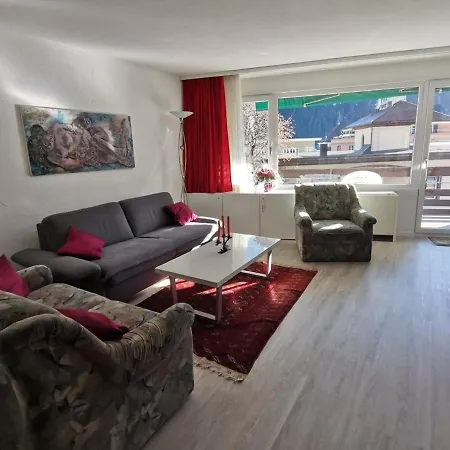 Apartmán Centrally Located In *